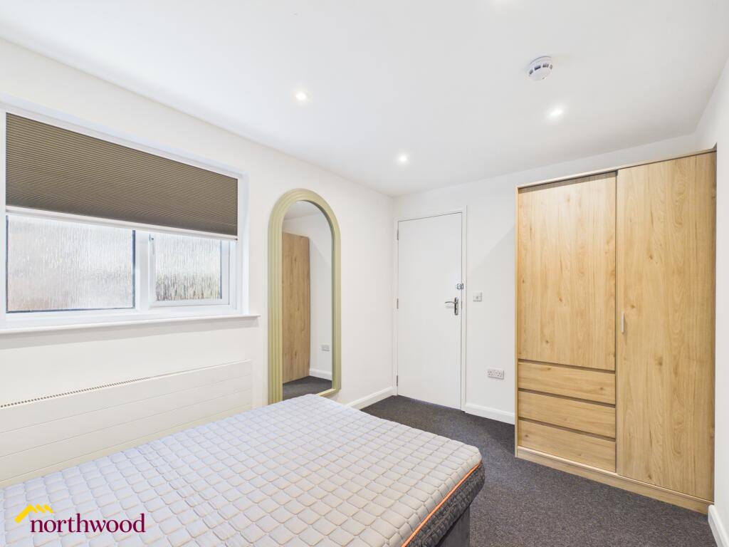 1 bed House Share for rent in Aylesbury. From Northwood - Banbury 1 bed House Share for rent in Aylesbury. From Northwood - Banbury