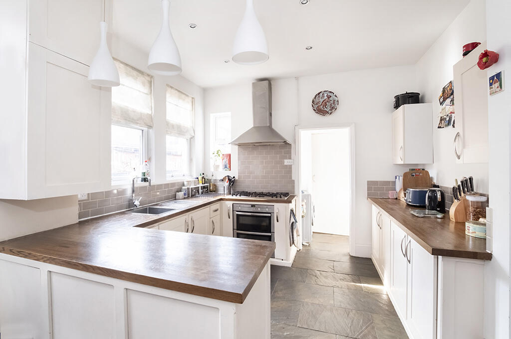 4 bed Detached for rent in York. From City Lets - York