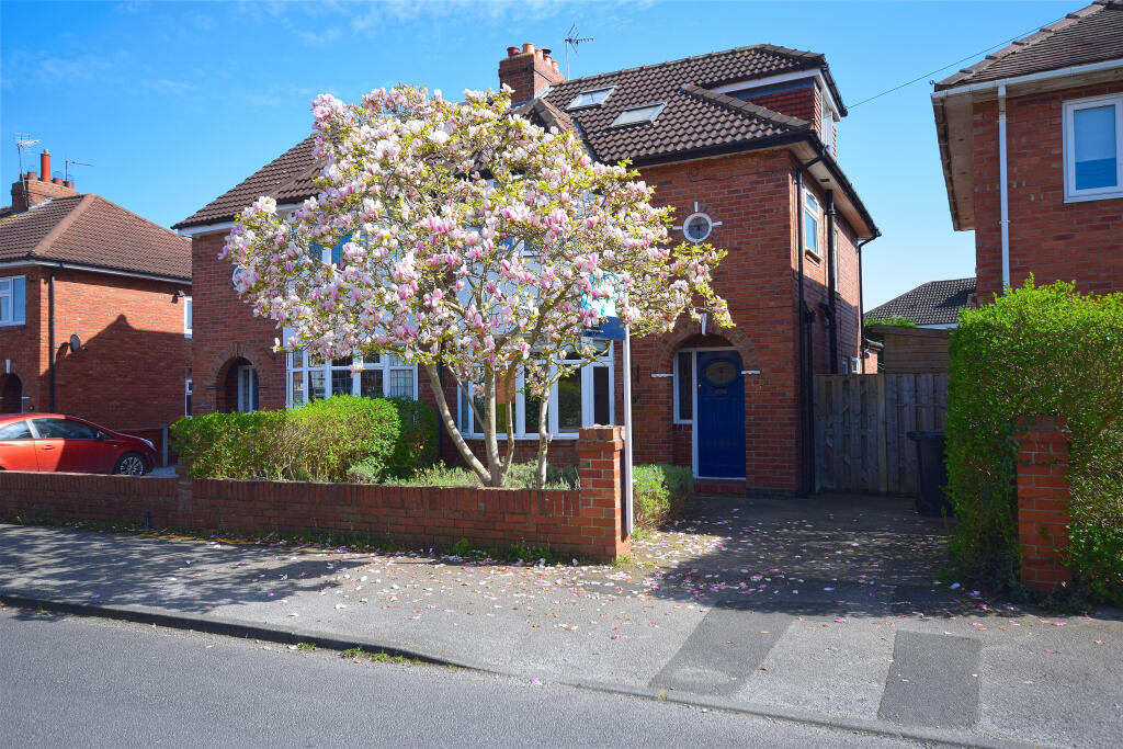 4 bed Semi Detached for rent in York. From City Lets - York