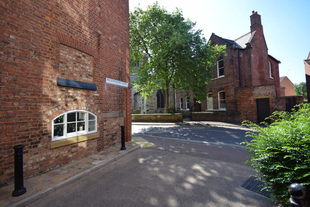 2 bed 1st Floor Flat for rent in York. From City Lets - York