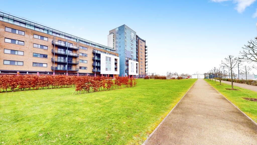 2 bed 1st Floor Flat for rent in Penarth. From Northwood - Cardiff