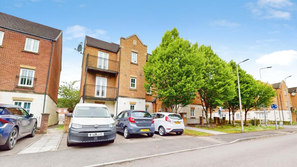 2 bed 1st Floor Flat for rent in Tongwynlais. From Northwood - Cardiff