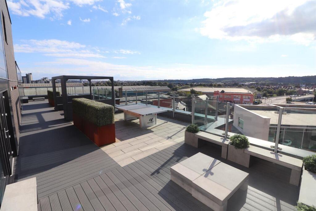 2 bed 1st Floor Flat for rent in Cardiff. From Northwood - Cardiff
