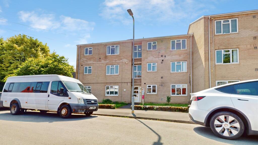1 bed 1st Floor Flat for rent in St Fagans. From Northwood - Cardiff