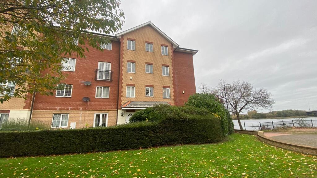 3 bed Town House for rent in Penarth. From Northwood - Cardiff 3 bed Town House for rent in Penarth. From Northwood - Cardiff