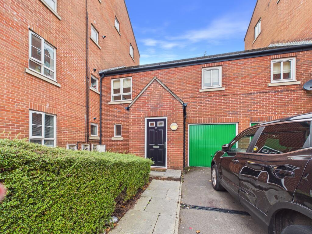 2 bed Coach House for rent in Tongwynlais. From Northwood - Cardiff