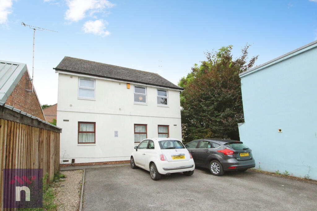 2 bed 1st Floor Flat for rent in Cheltenham. From Northwood - Cheltenham