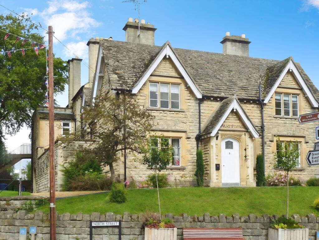 2 bed 1st Floor Flat for rent in Winchcombe. From Northwood - Cheltenham