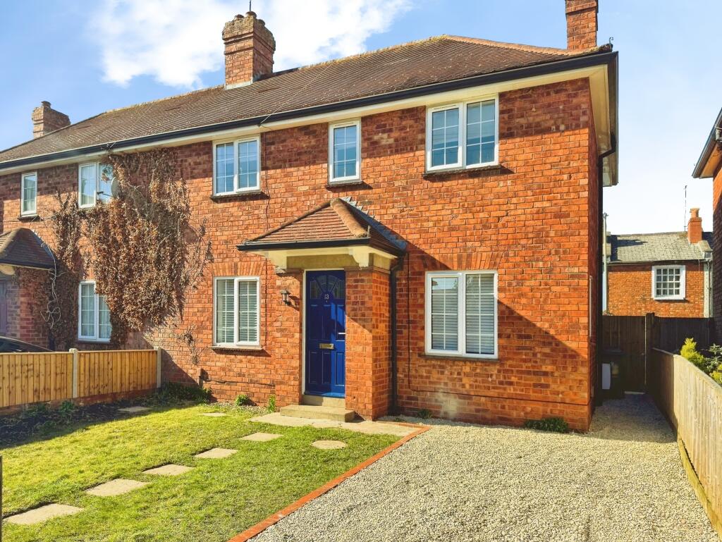 3 bed Semi Detached for rent in Cheltenham. From Northwood - Cheltenham 3 bed Semi Detached for rent in Cheltenham. From Northwood - Cheltenham