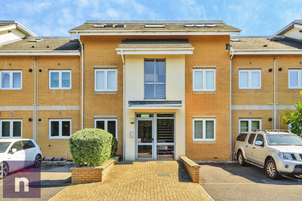 2 bed 1st Floor Flat for rent in Golden Valley. From Northwood - Cheltenham