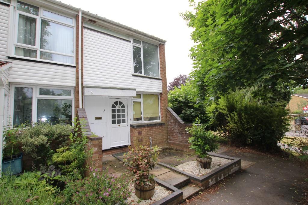 2 bed End Terraced House for rent in Farleigh. From Northwood - Croydon