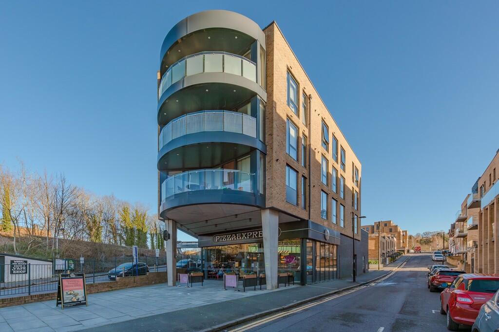 1 bed Apartment for rent in Coulsdon. From Northwood Sales - Croydon Ltd