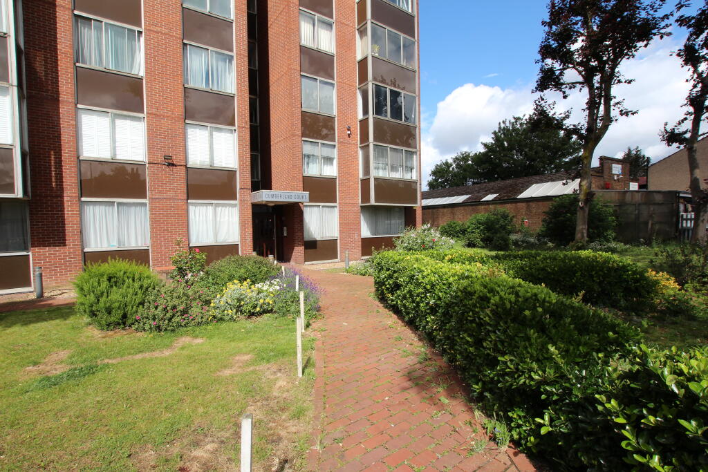 1 bed House (unspecified) for rent in Croydon. From Northwood Sales - Croydon Ltd 1 bed House (unspecified) for rent in Croydon. From Northwood Sales - Croydon Ltd