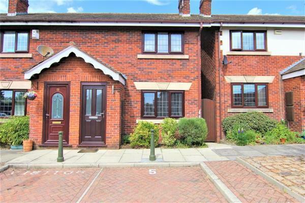 3 bed Mews for rent in Manchester. From Clarke & Co - Chadderton 3 bed Mews for rent in Manchester. From Clarke & Co - Chadderton