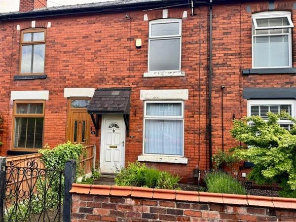 2 bed Mid Terraced House for rent in Woodley. From Clarke & Co - Chadderton 2 bed Mid Terraced House for rent in Woodley. From Clarke & Co - Chadderton