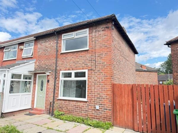 2 bed End of Terrace for rent in Failsworth. From Clarke & Co - Chadderton