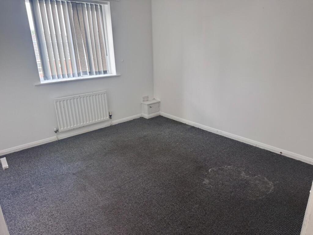 2 bed 1st Floor Flat for rent in Manchester. From Clarke & Co - Chadderton