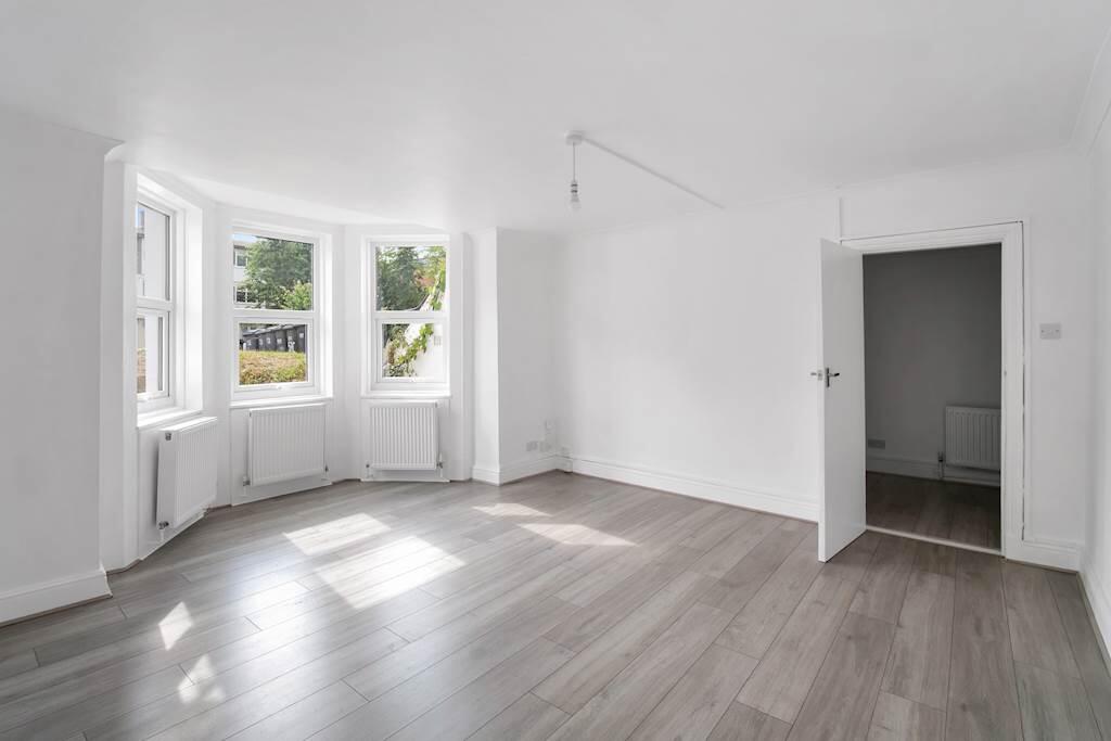 1 bed House (unspecified) for rent in Croydon. From Northwood Sales - West Norwood