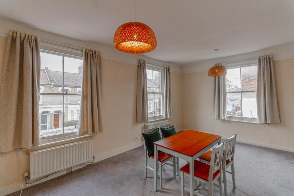 1 bed 1st Floor Flat for rent in Camberwell. From Northwood Sales - West Norwood 1 bed 1st Floor Flat for rent in Camberwell. From Northwood Sales - West Norwood