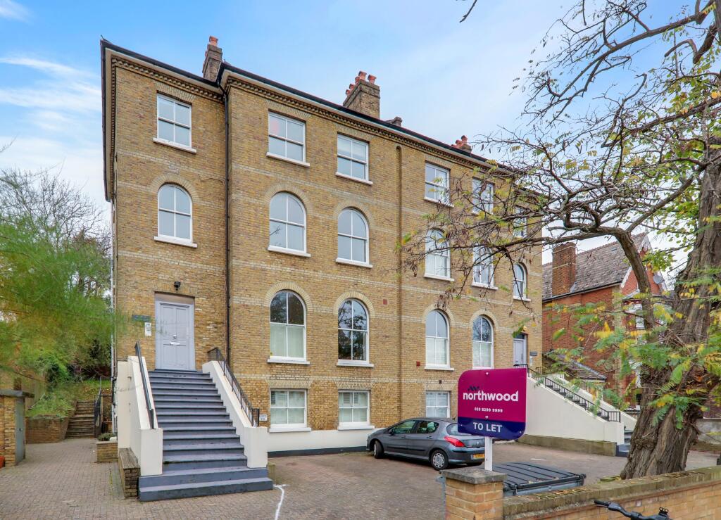 3 bed 1st Floor Flat for rent in Streatham. From Northwood Sales - West Norwood