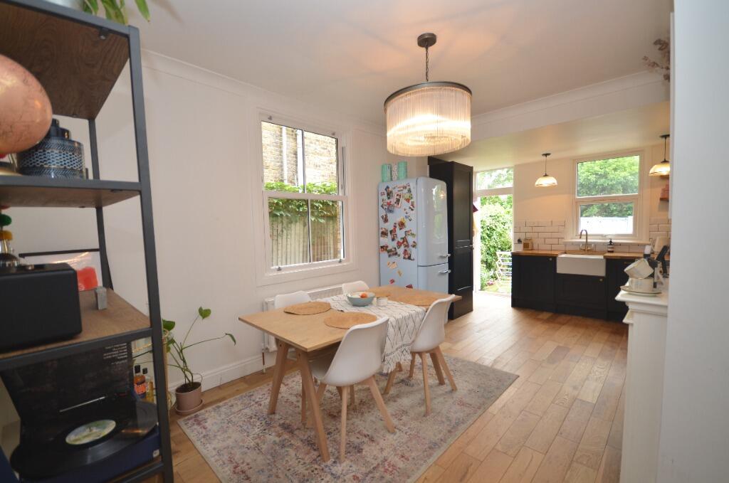 2 bed Annexe for rent in Streatham. From Northwood Sales - West Norwood 2 bed Annexe for rent in Streatham. From Northwood Sales - West Norwood