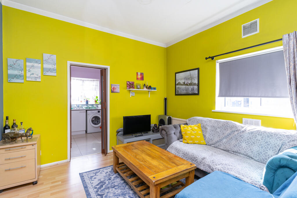 1 bed 1st Floor Flat for rent in Croydon. From Northwood Sales - West Norwood