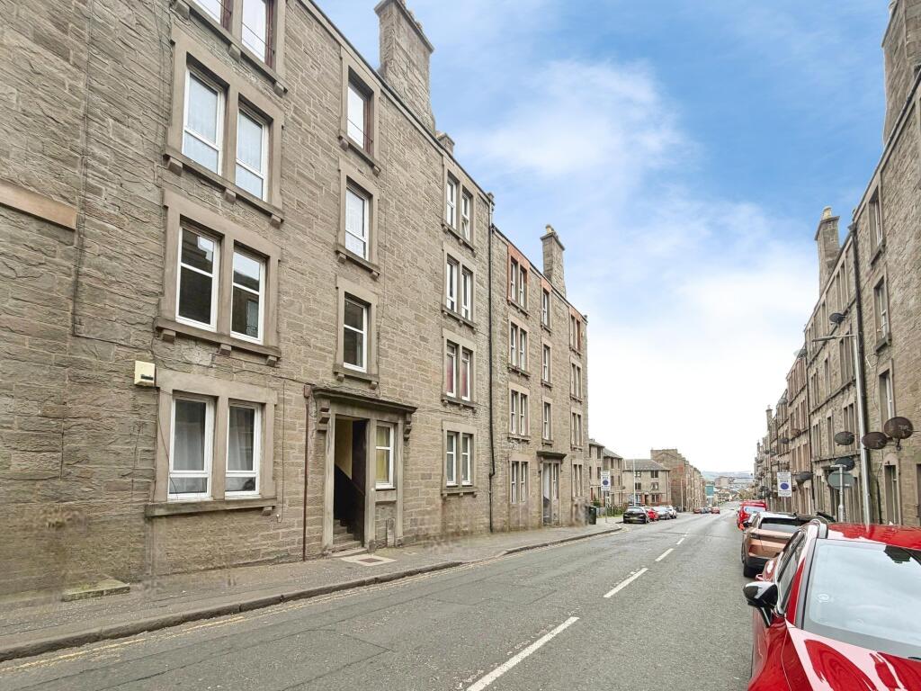 2 bed 1st Floor Flat for rent in Dundee. From Northwood - Dundee