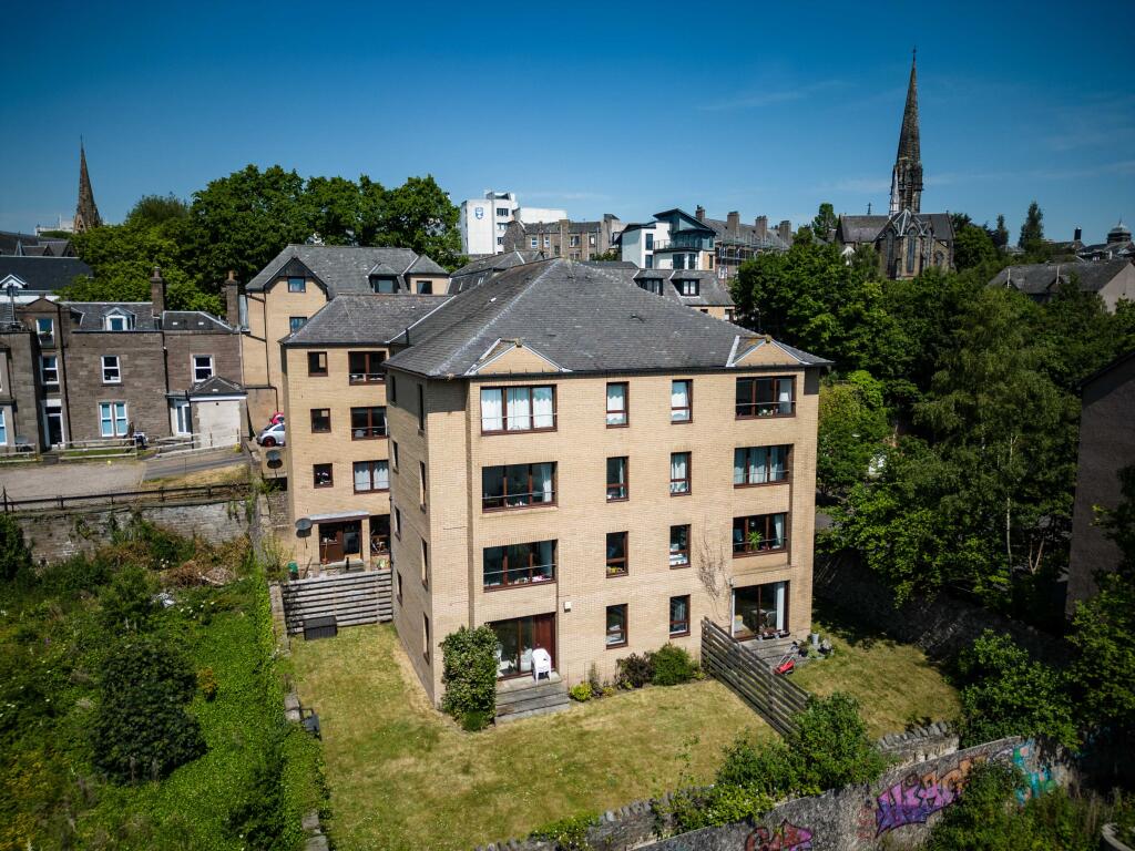 2 bed 1st Floor Flat for rent in Dundee. From Northwood - Dundee