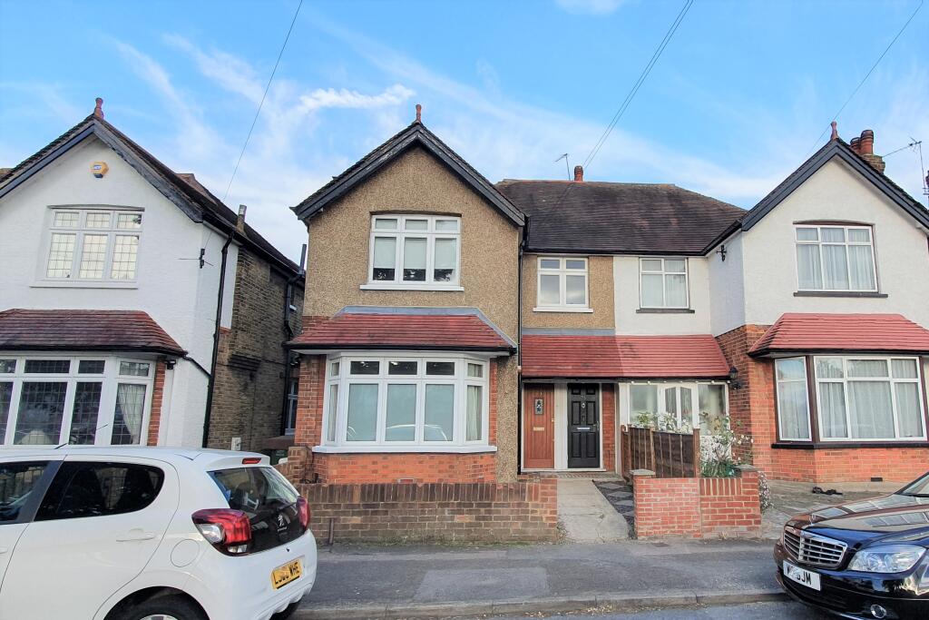 1 bed Annexe for rent in Stoneleigh. From Northwood - Epsom