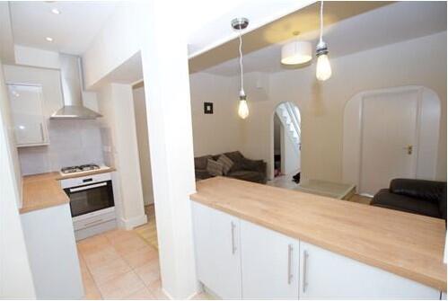 4 bed Mid Terraced House for rent in New Malden. From Northwood - Epsom