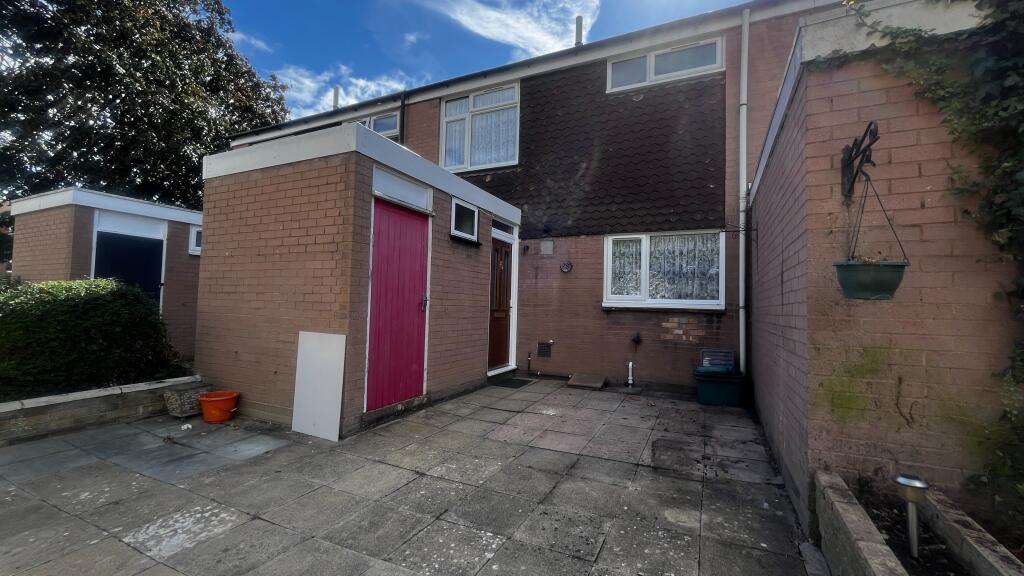 3 bed Mid Terraced House for rent in Epsom. From Northwood - Epsom 3 bed Mid Terraced House for rent in Epsom. From Northwood - Epsom