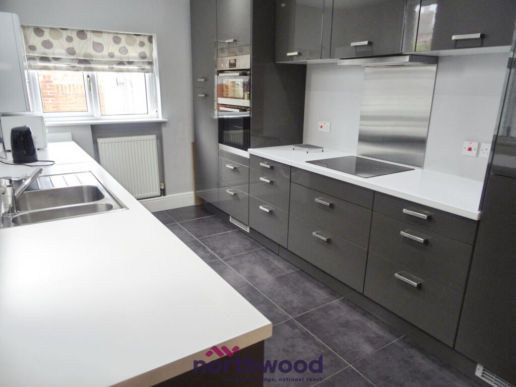 2 bed Mid Terraced House for rent in Exeter. From Northwood - Exeter