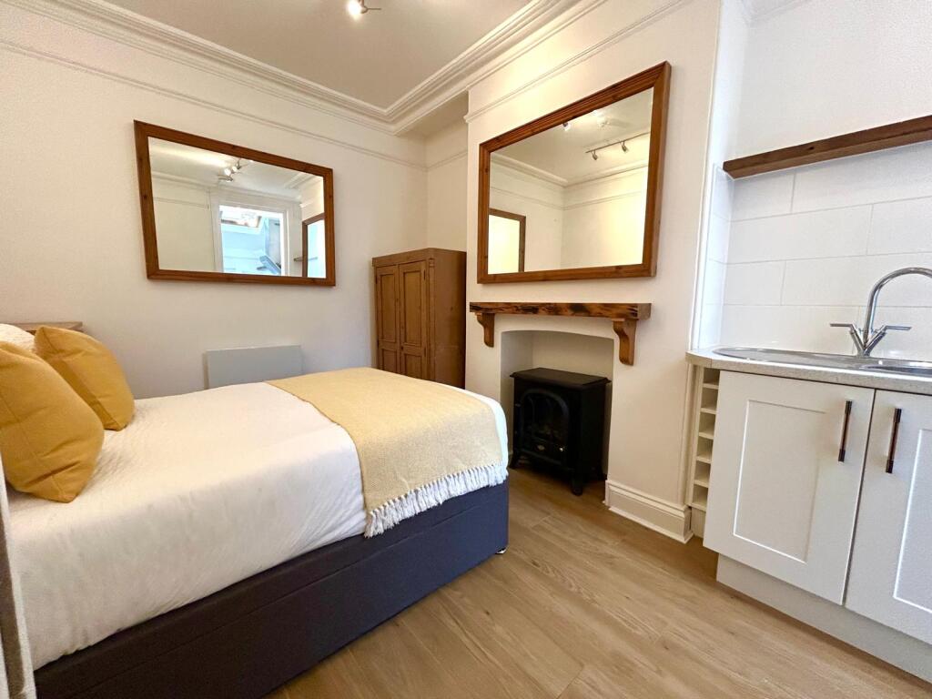 4 bed Studio for rent in Shillingford Abbot. From Northwood - Exeter 4 bed Studio for rent in Shillingford Abbot. From Northwood - Exeter