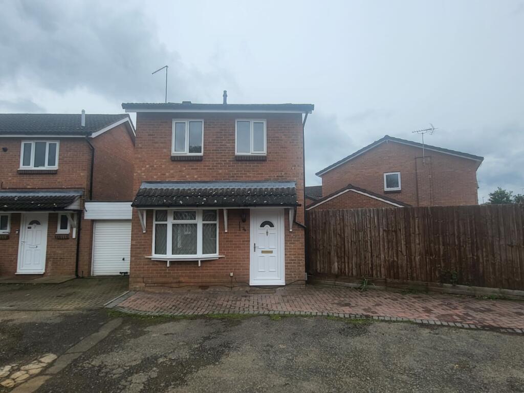 3 bed Detached House for rent in Northampton. From Northwood - Northampton