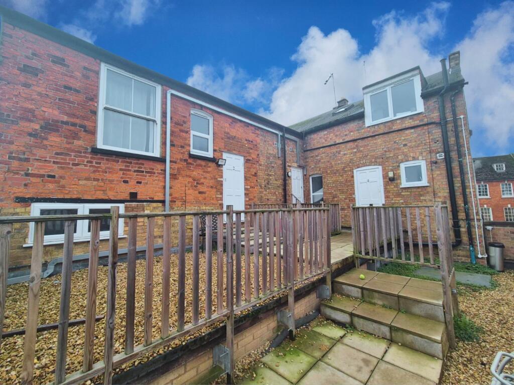1 bed 1st Floor Flat for rent in Thrapston. From Northwood - Northampton