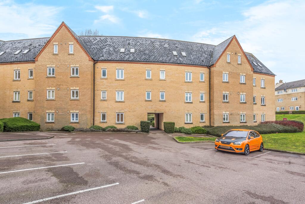 2 bed 1st Floor Flat for rent in Collingtree. From Northwood - Northampton
