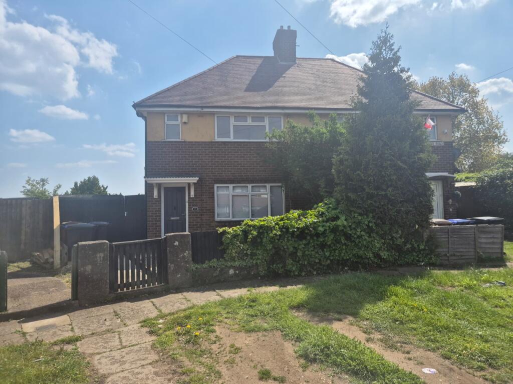 3 bed Semi Detached for rent in Northampton. From Northwood - Northampton