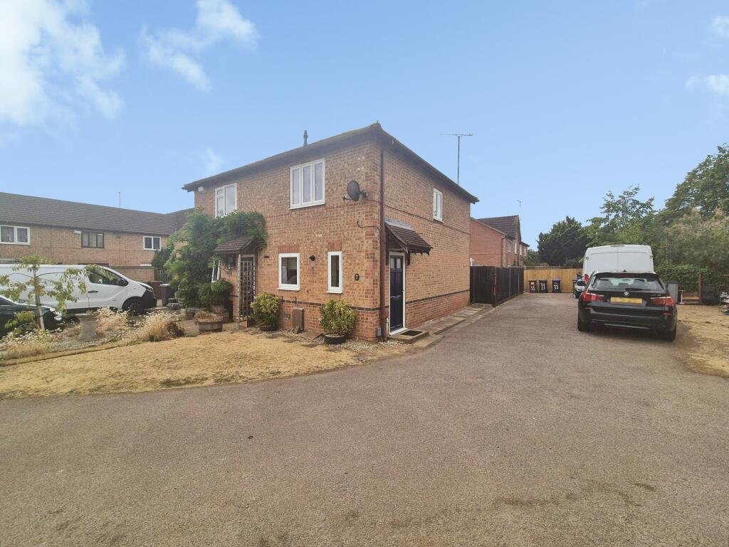 2 bed Semi Detached for rent in Collingtree. From Northwood - Northampton 2 bed Semi Detached for rent in Collingtree. From Northwood - Northampton