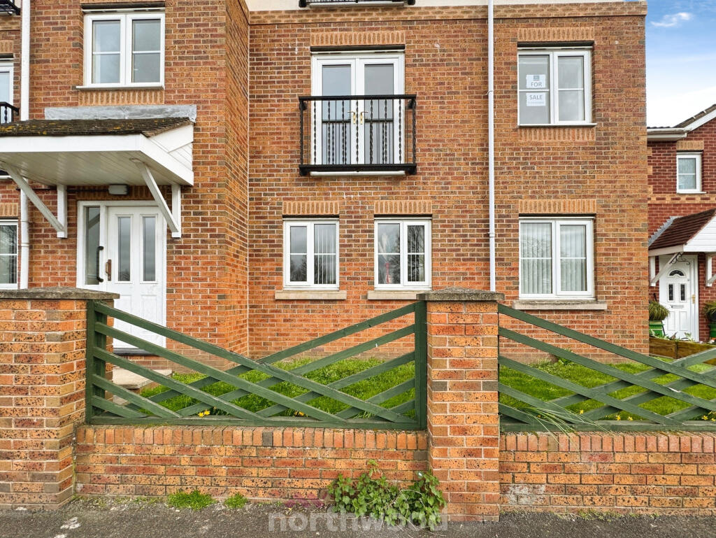 2 bed 1st Floor Flat for rent in Thorne. From Northwood - Thorne