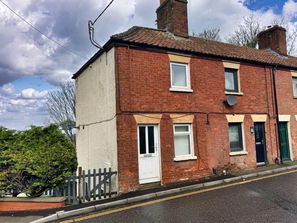 2 bed End Terraced House for rent in Westbury. From Northwood - Warminster