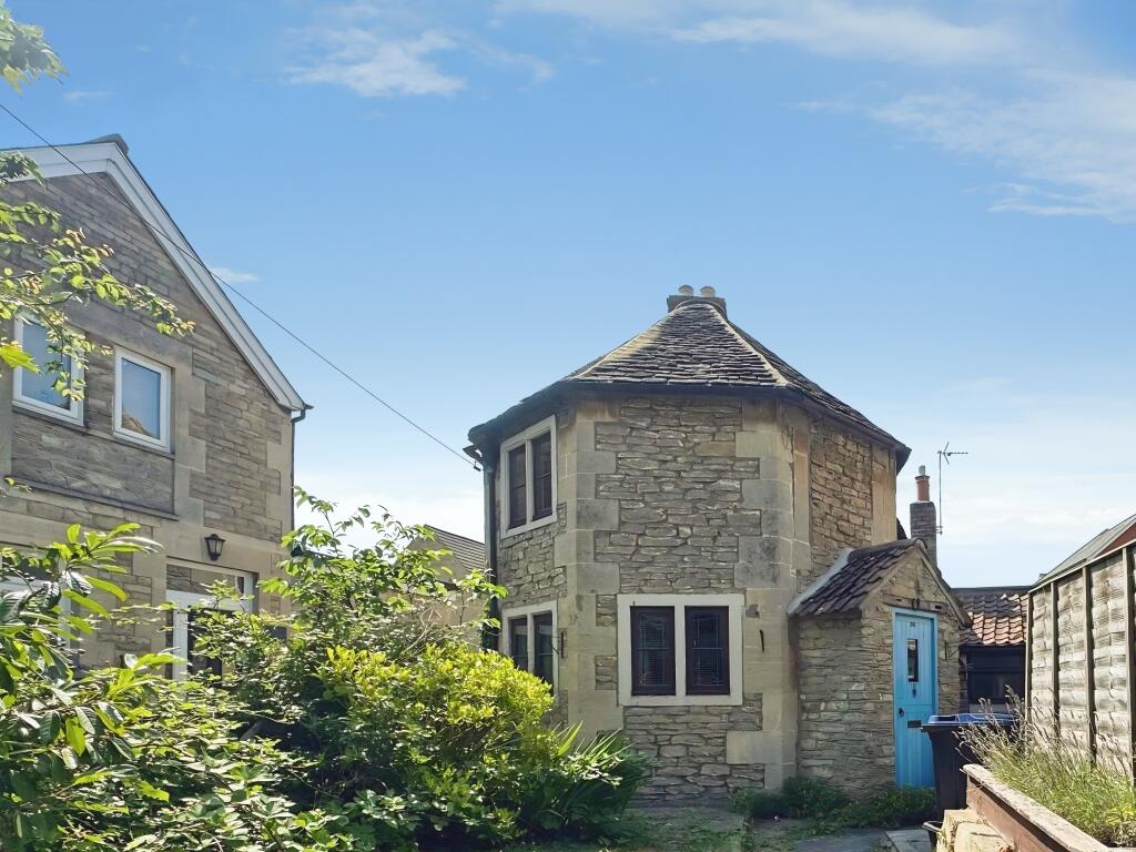 2 bed Detached for rent in Melksham. From Northwood - Warminster 2 bed Detached for rent in Melksham. From Northwood - Warminster
