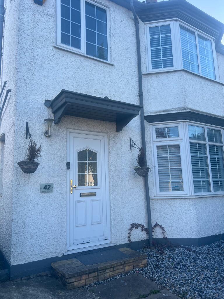 3 bed Semi Detached for rent in Watford. From Northwood - Watford