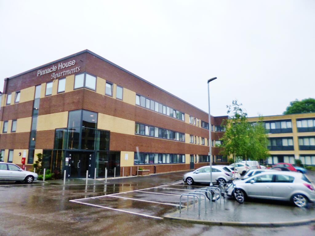 1 bed 1st Floor Flat for rent in Rucklers Lane. From Northwood - Watford