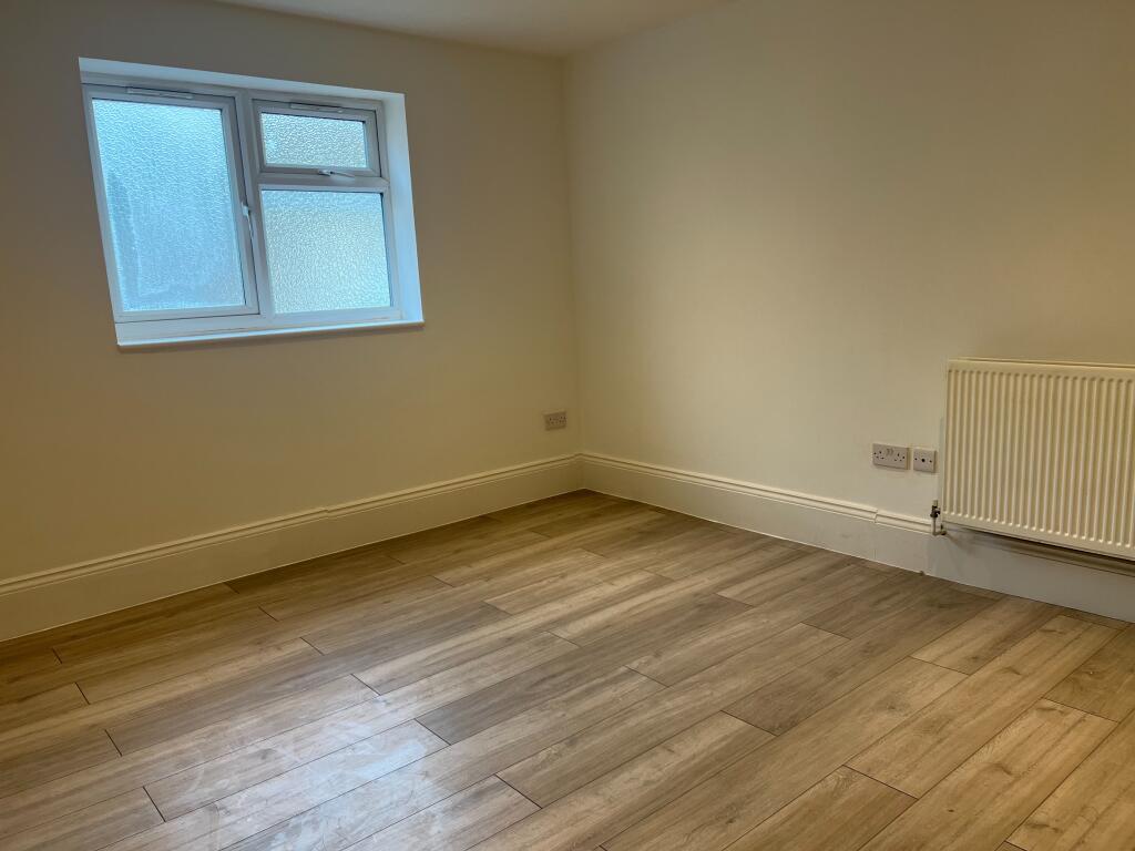 4 bed Studio for rent in Watford. From Northwood - Watford