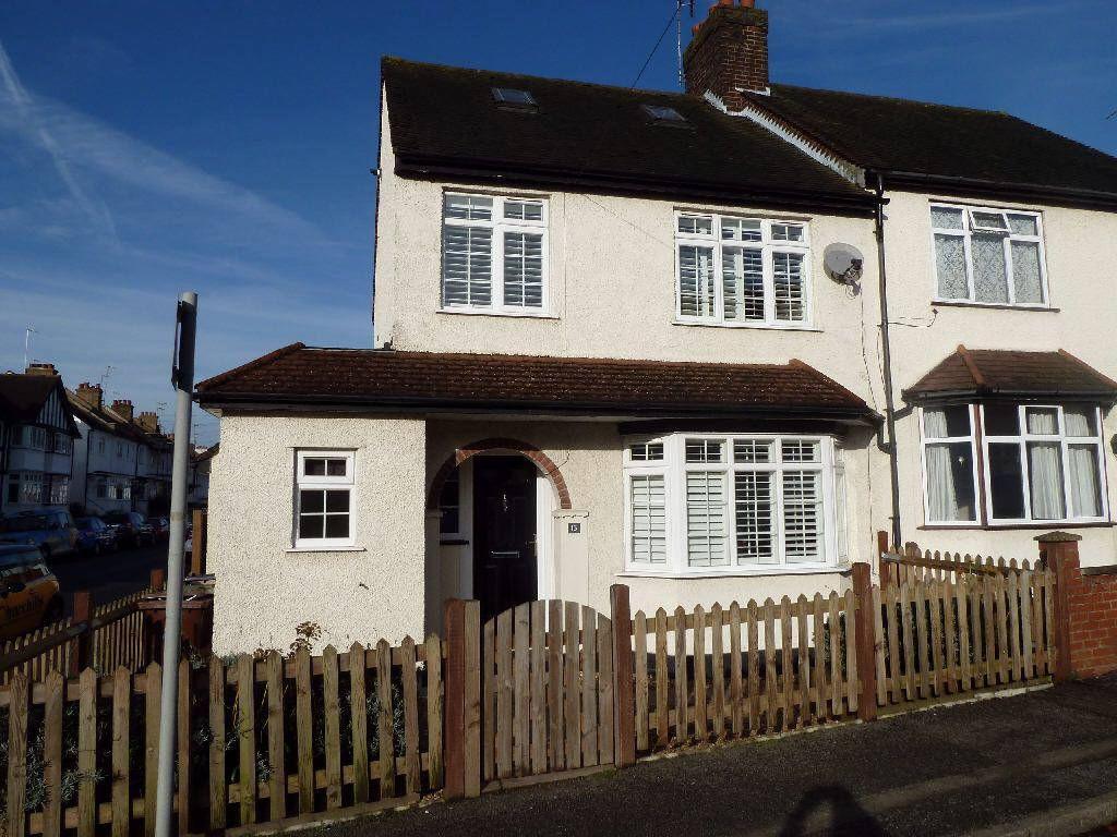 3 bed Semi Detached for rent in Bushey. From Northwood - Watford