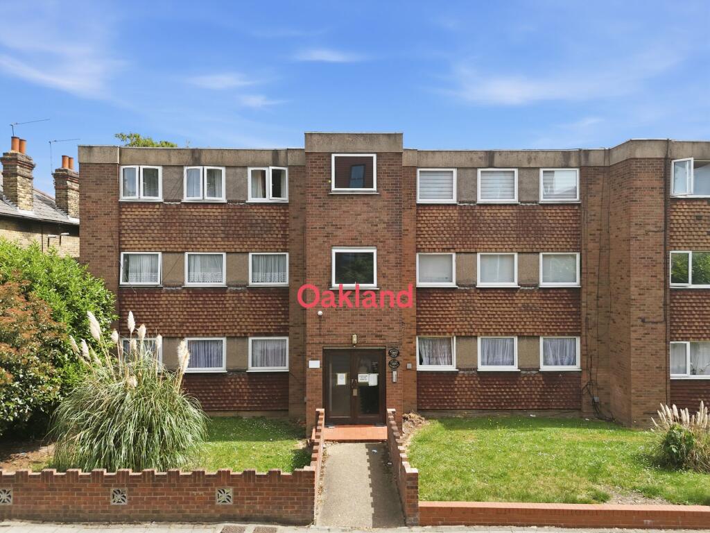 1 bed 1st Floor Flat for rent in Ilford. From Oakland Estates - Barkingside