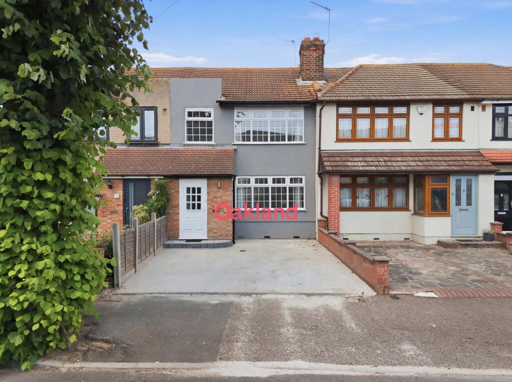 3 bed Mid Terraced House for rent in Hornchurch. From Oakland Estates - Barkingside 3 bed Mid Terraced House for rent in Hornchurch. From Oakland Estates - Barkingside