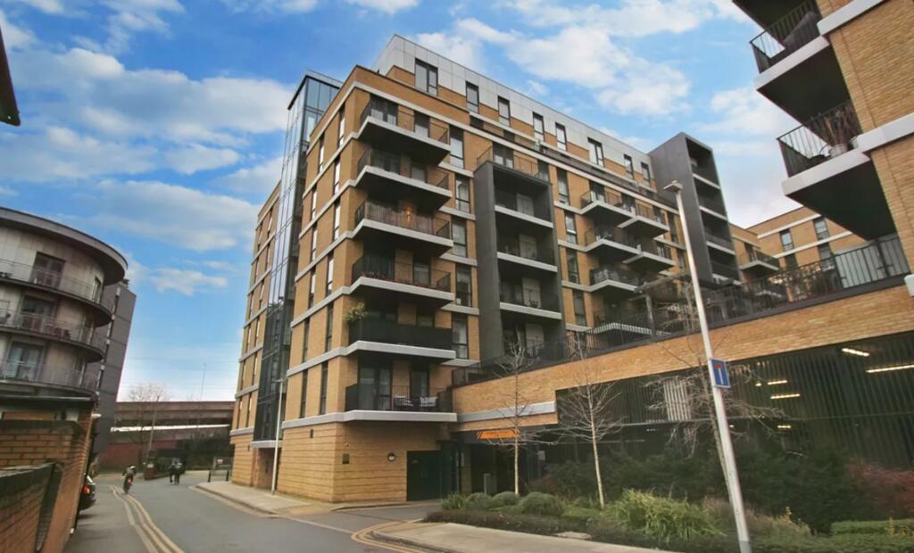 1 bed 1st Floor Flat for rent in Ilford. From Oakland Estates - Barkingside 1 bed 1st Floor Flat for rent in Ilford. From Oakland Estates - Barkingside