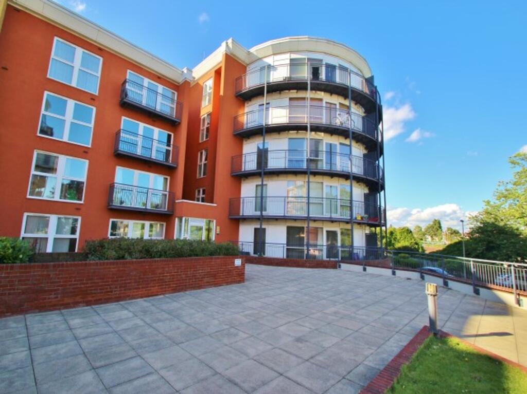 2 bed 1st Floor Flat for rent in Ilford. From Oakland Estates - Barkingside 2 bed 1st Floor Flat for rent in Ilford. From Oakland Estates - Barkingside