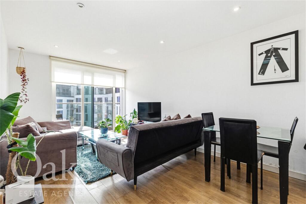 2 bed Apartment for rent in Croydon. From Oaks Estate Agents